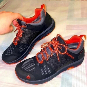 VASQUE BREEZE LT LOW GTX Men’s Waterproof  Hiking shoes New !